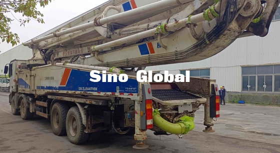 Zoomlion usado modela el camión de la bomba concreta de 2013 56m con Mercedes Benz Chassis