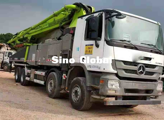 Zoomlion utilizó el camión de la bomba concreta, auge concreto usado acarrea 52 metros 300KW