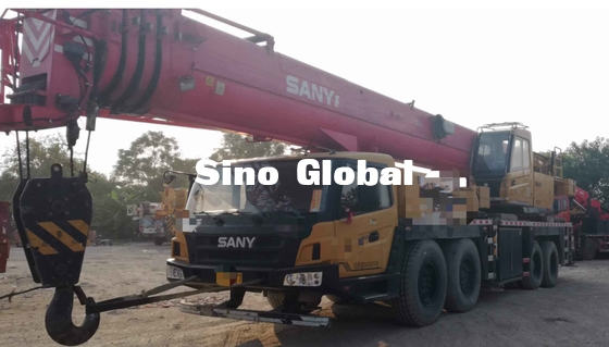 Sany STC1000 utilizó la grúa del camión 100 toneladas de poder clasificado de 350kw/1800 RPM