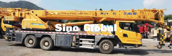 la 2da grúa XCMG de la mano 25 toneladas, utilizó el camión montó el diámetro de torneado de las grúas los 21m
